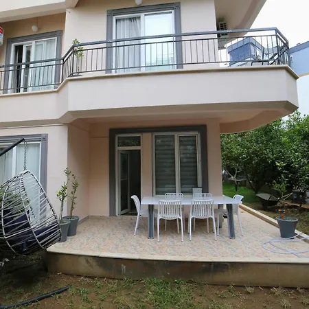 Homestay Lemon Garden *